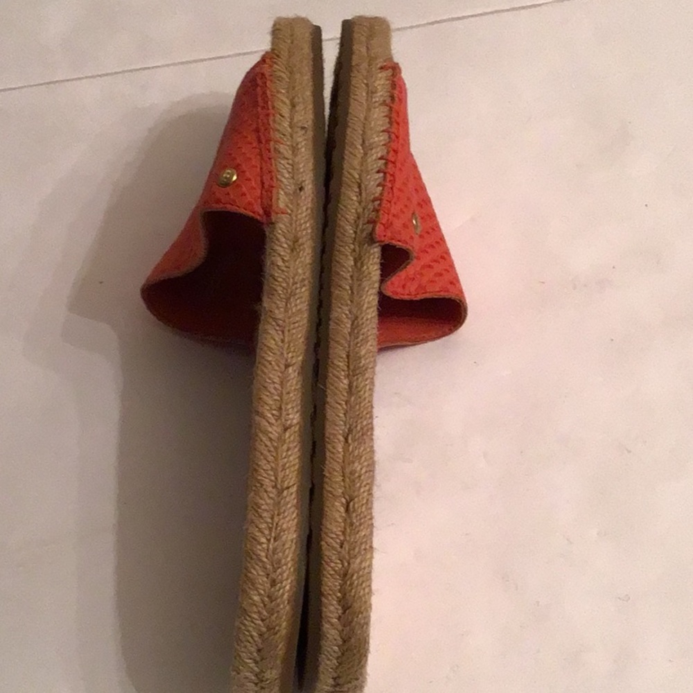 UGG  CHERRY EXOTIC ORANGE LEATHER ESPADRILLE SLIDES SZ 8 - Picture 9 of 10